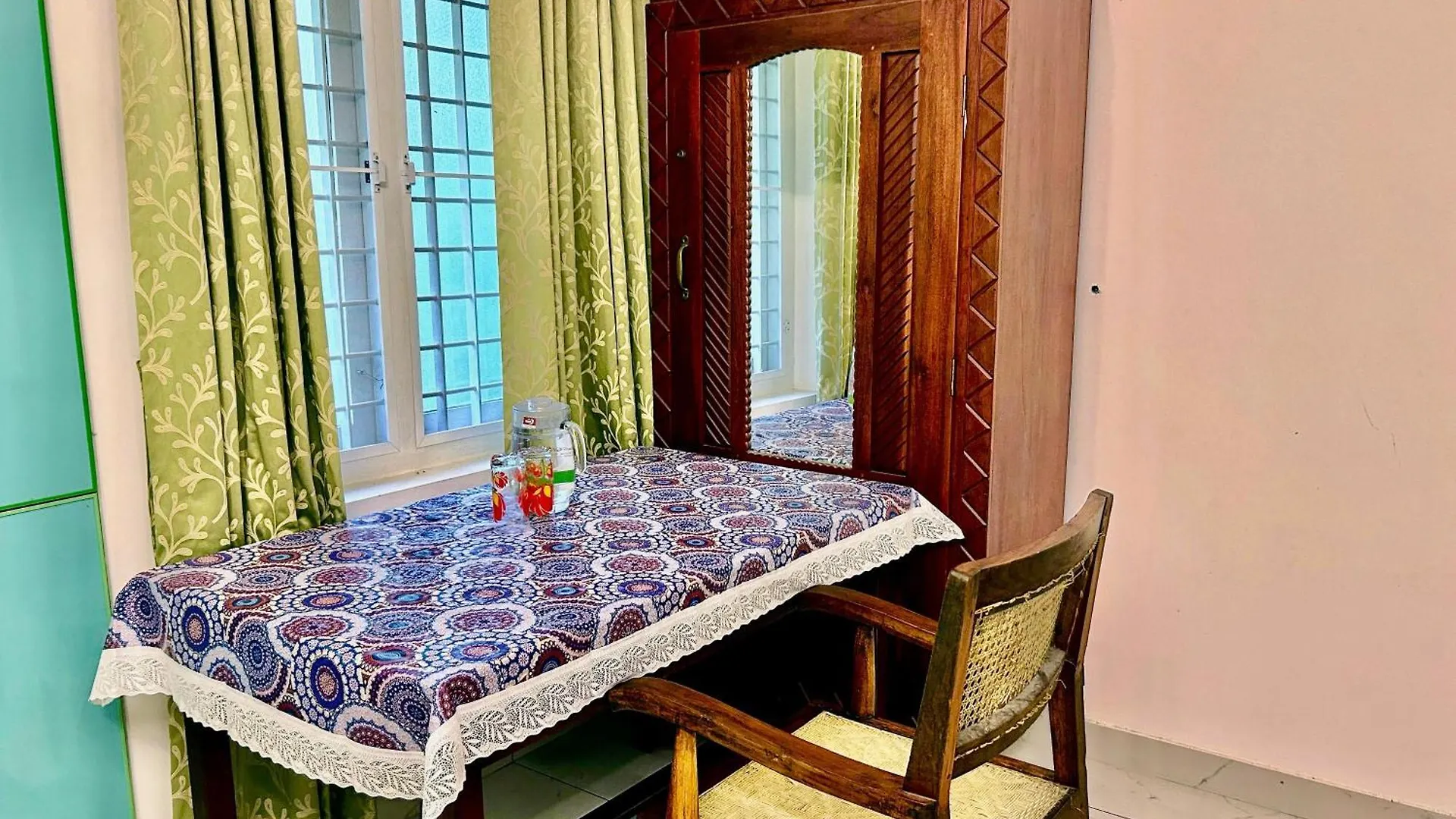 Casa Lago Alappuzha Villa